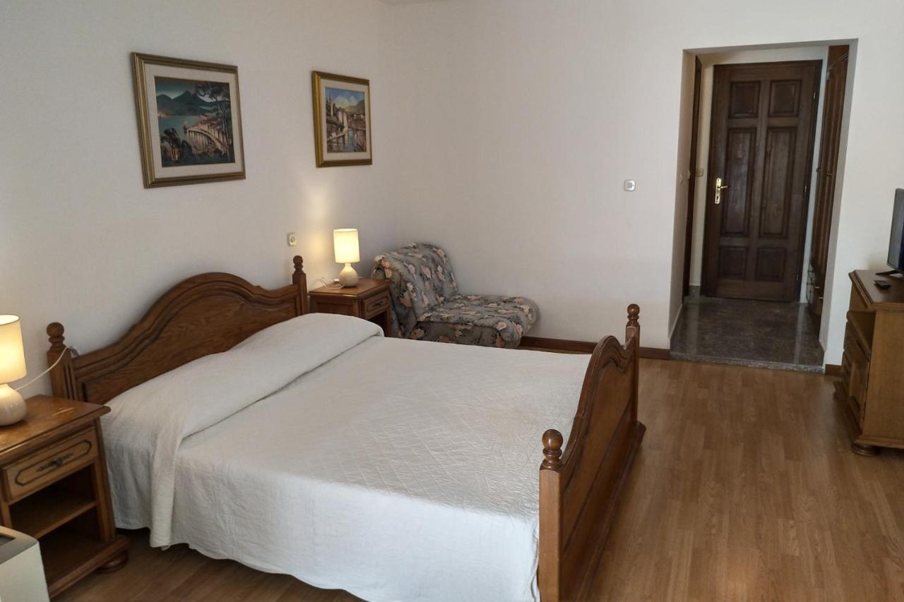 Sun Residence Брела Екстериор снимка