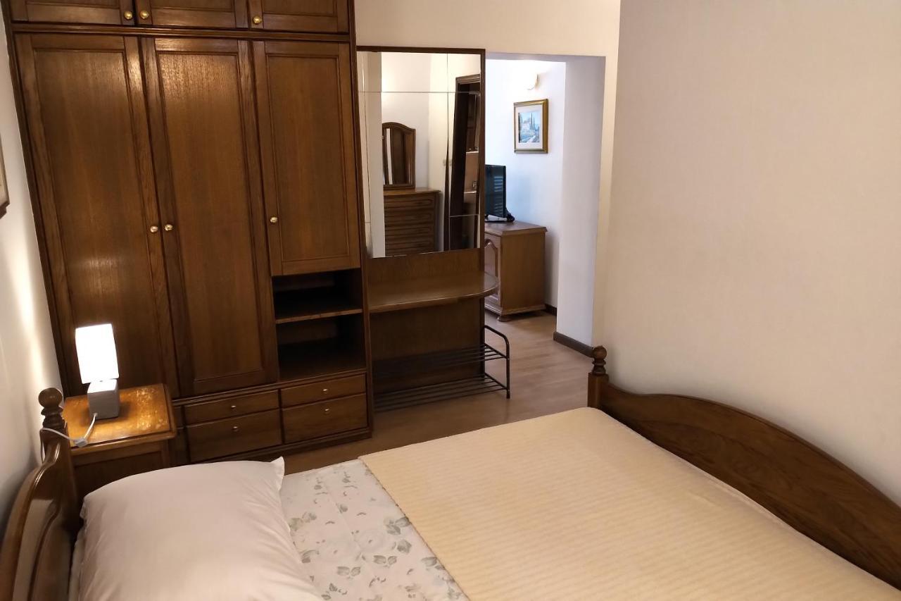 Sun Residence Брела Екстериор снимка