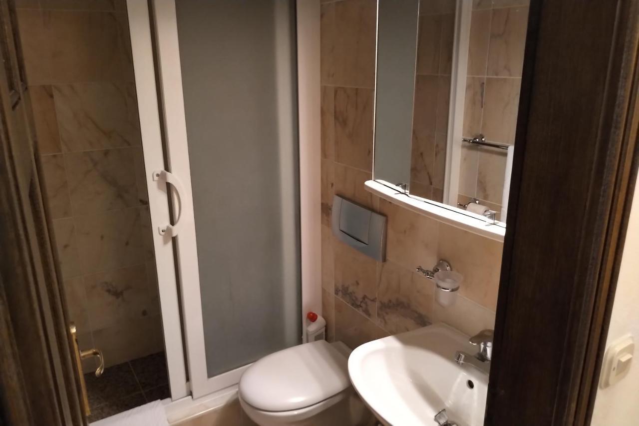 Sun Residence Брела Екстериор снимка