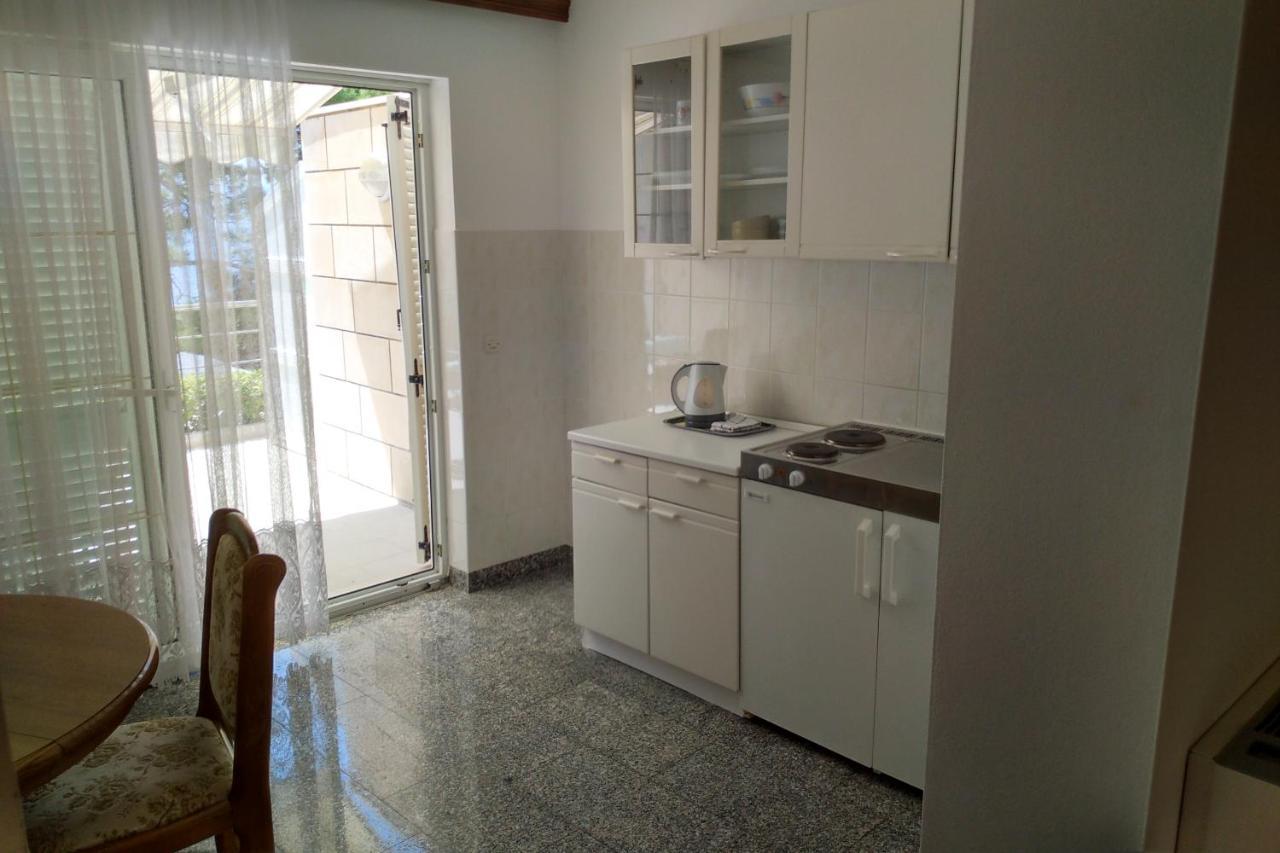 Sun Residence Брела Екстериор снимка