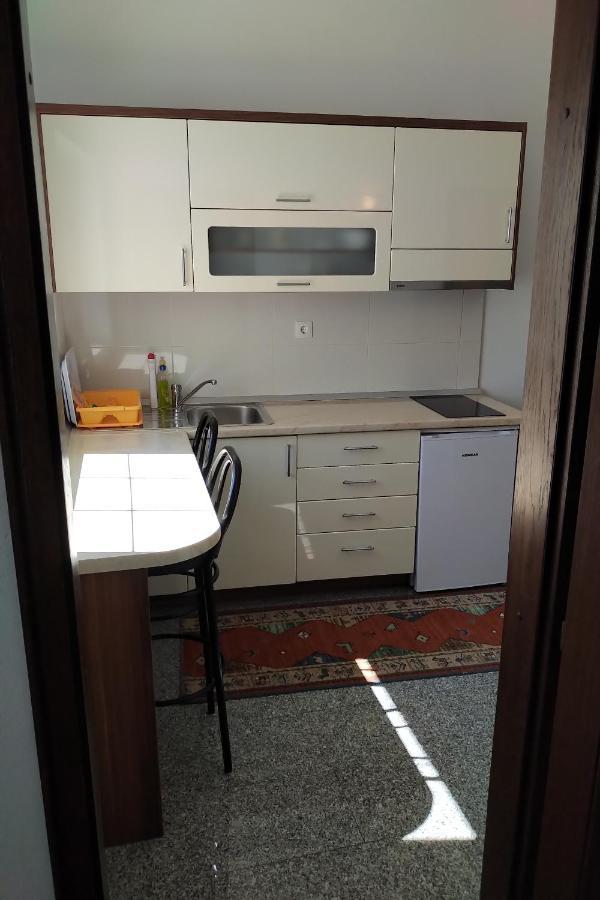 Sun Residence Брела Екстериор снимка