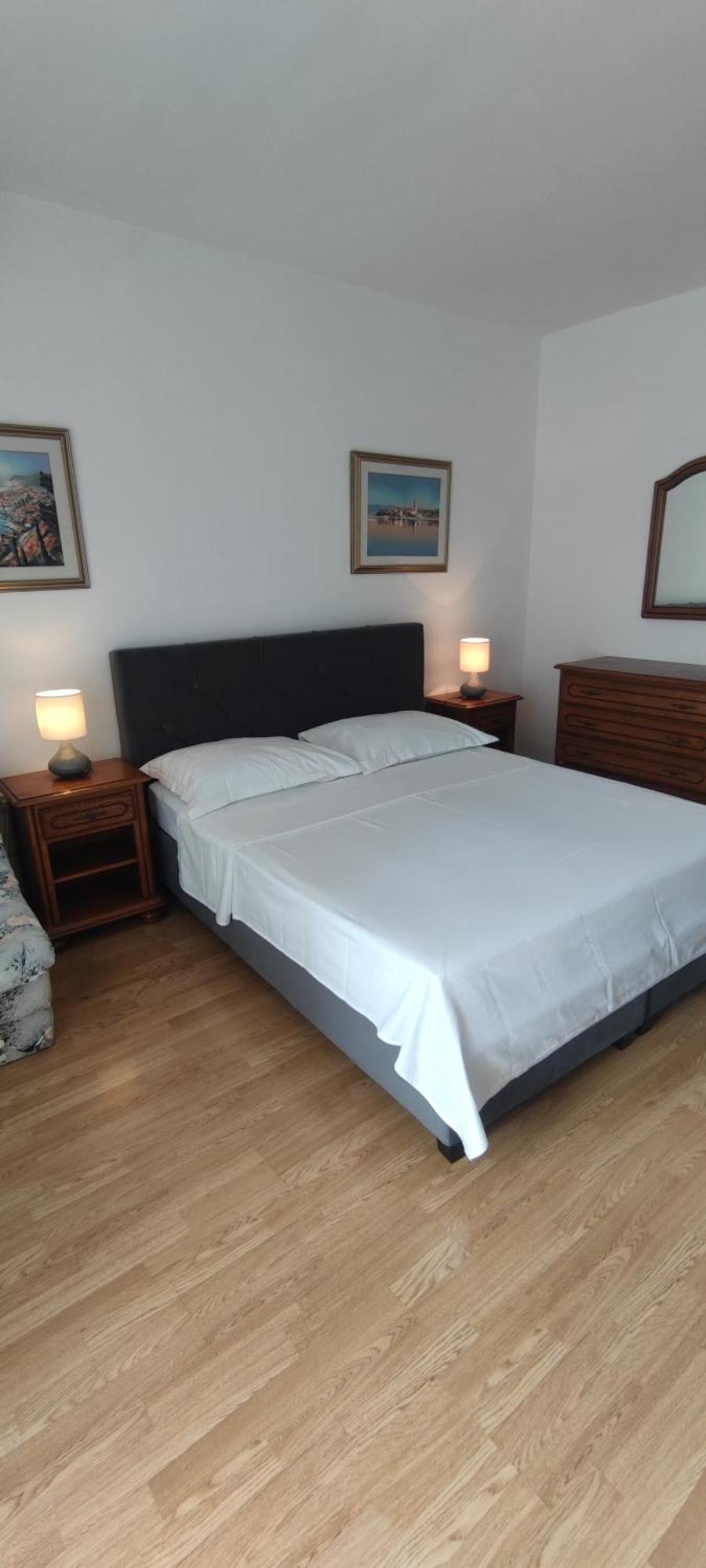 Sun Residence Брела Екстериор снимка